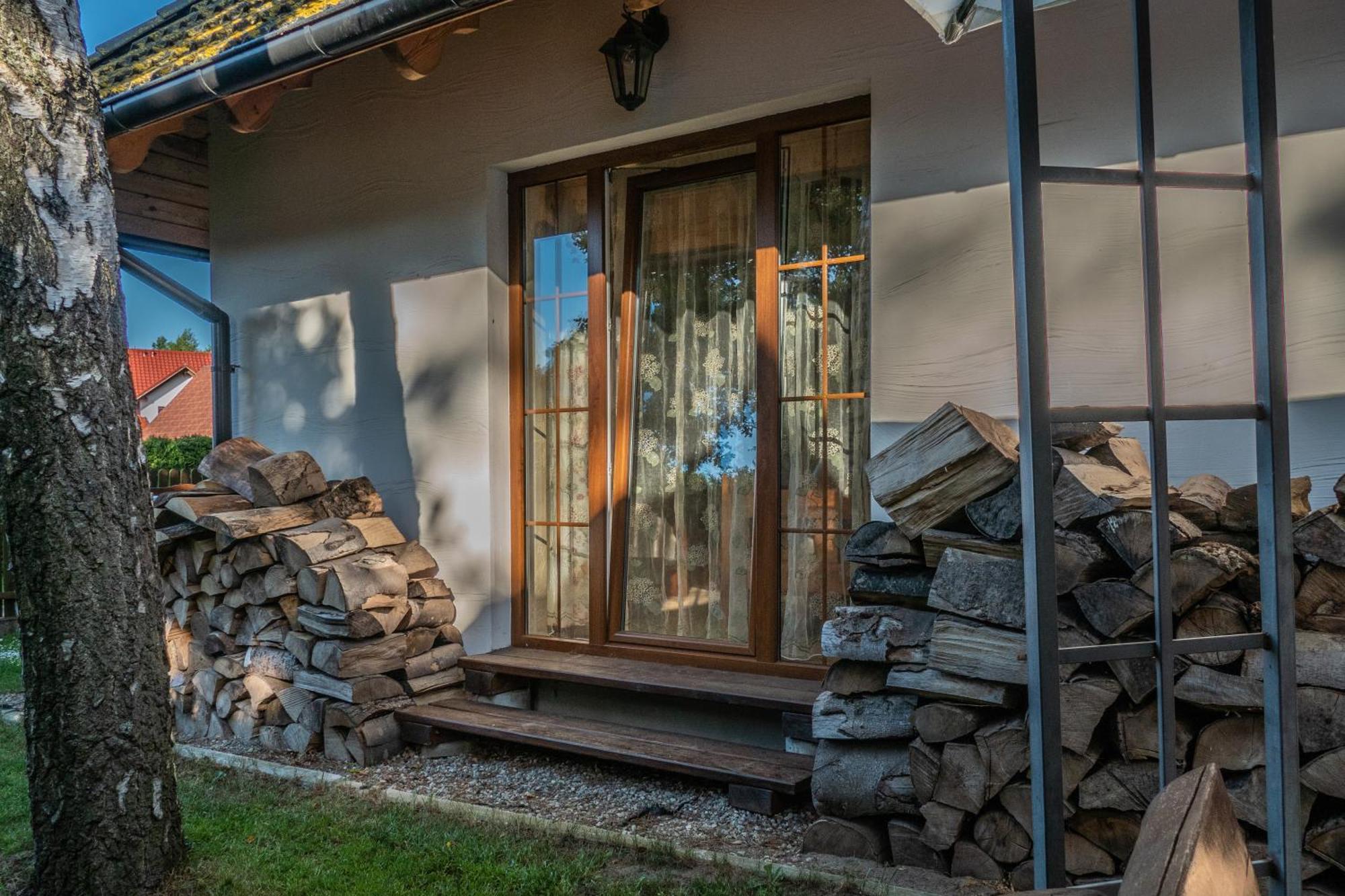 Lesna Chata Jarosławiec Exteriér fotografie