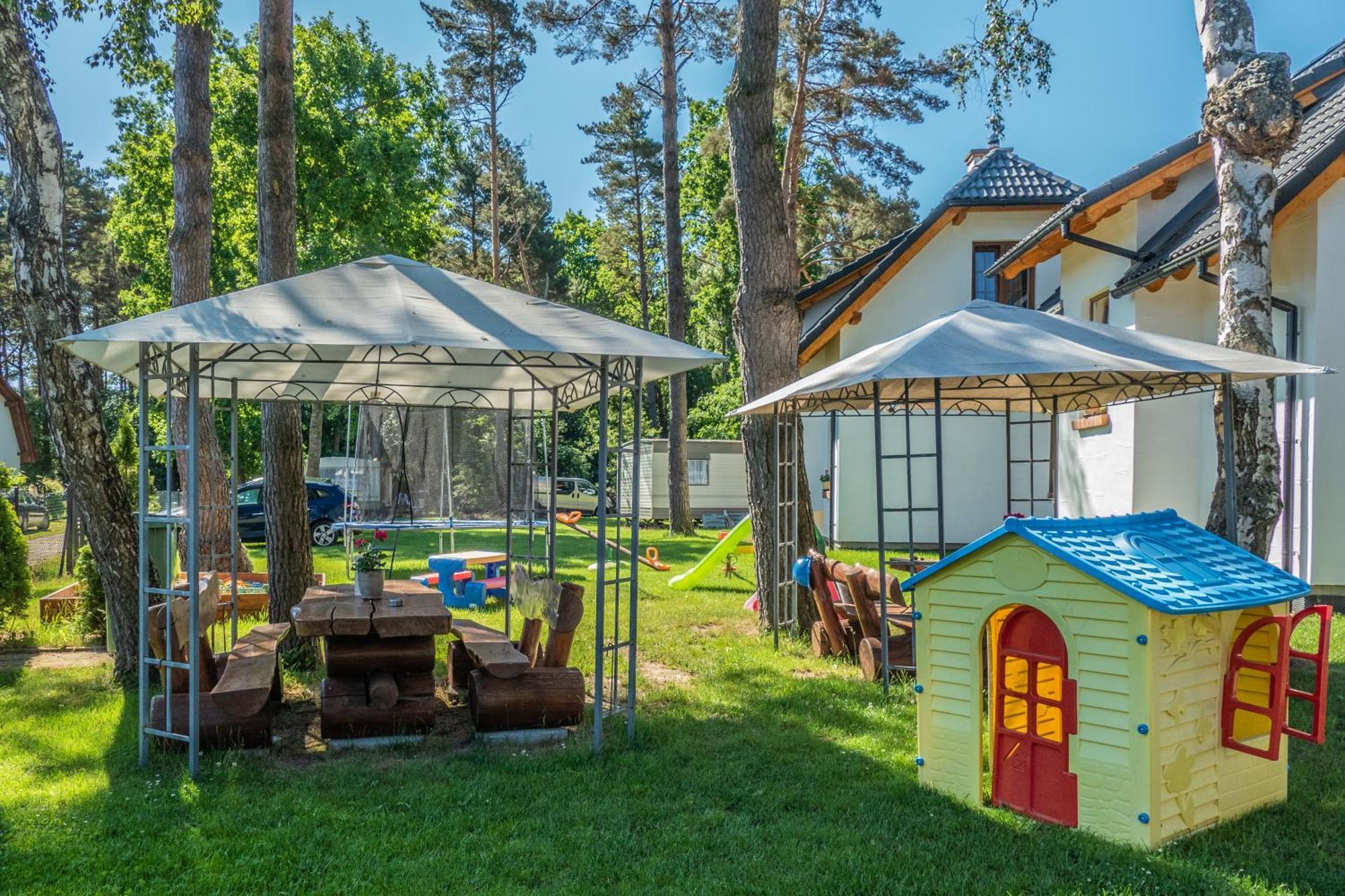 Lesna Chata Jarosławiec Exteriér fotografie