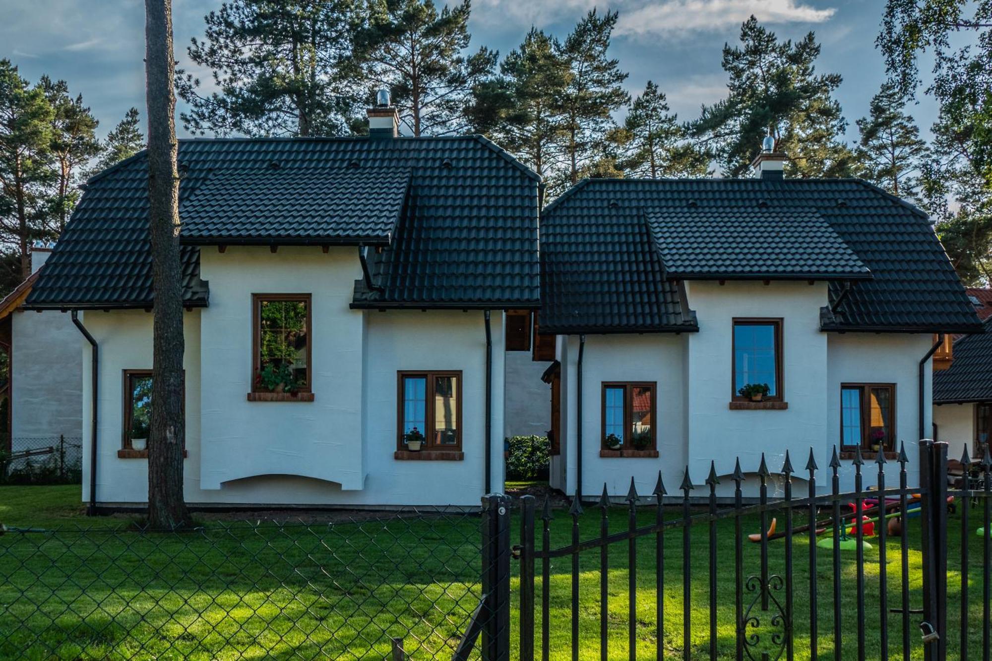 Lesna Chata Jarosławiec Exteriér fotografie